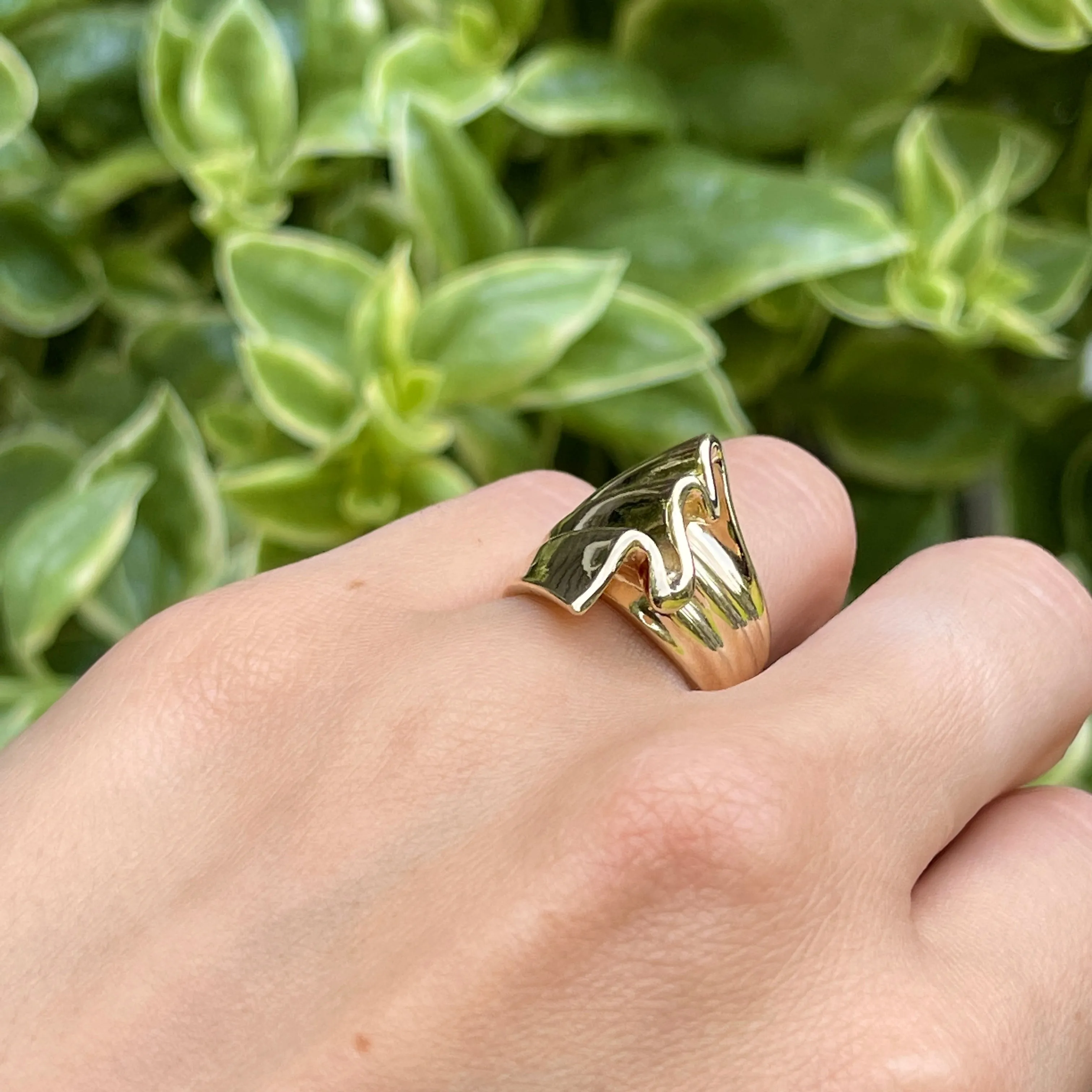 14KT Yellow Gold 3D Wave Ribbon Statement Ring