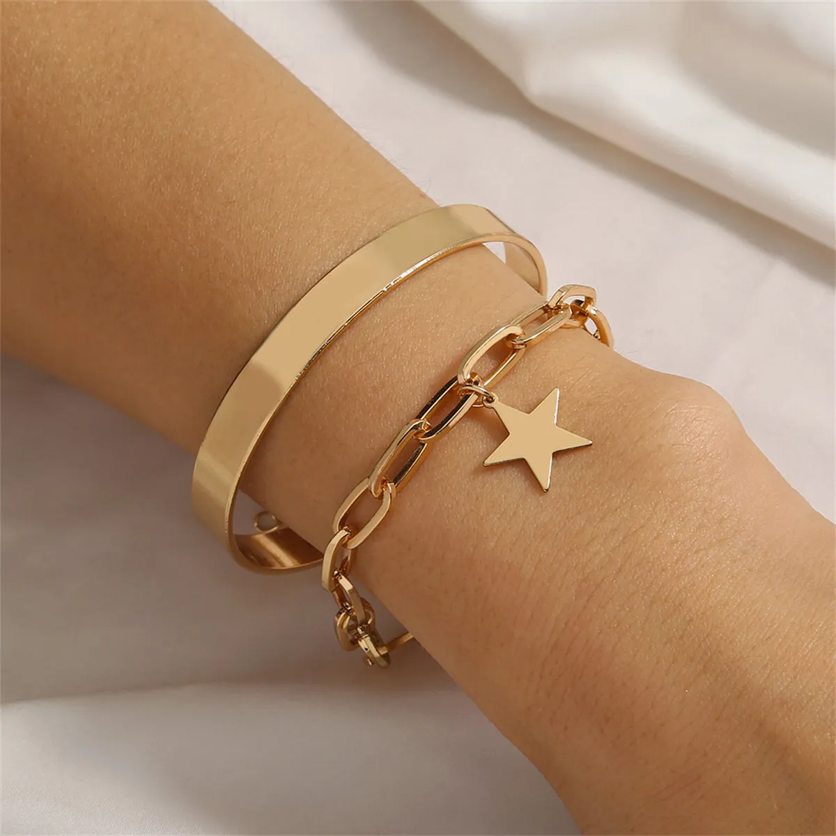 18K Gold-Plated Star Charm Bracelet Set
