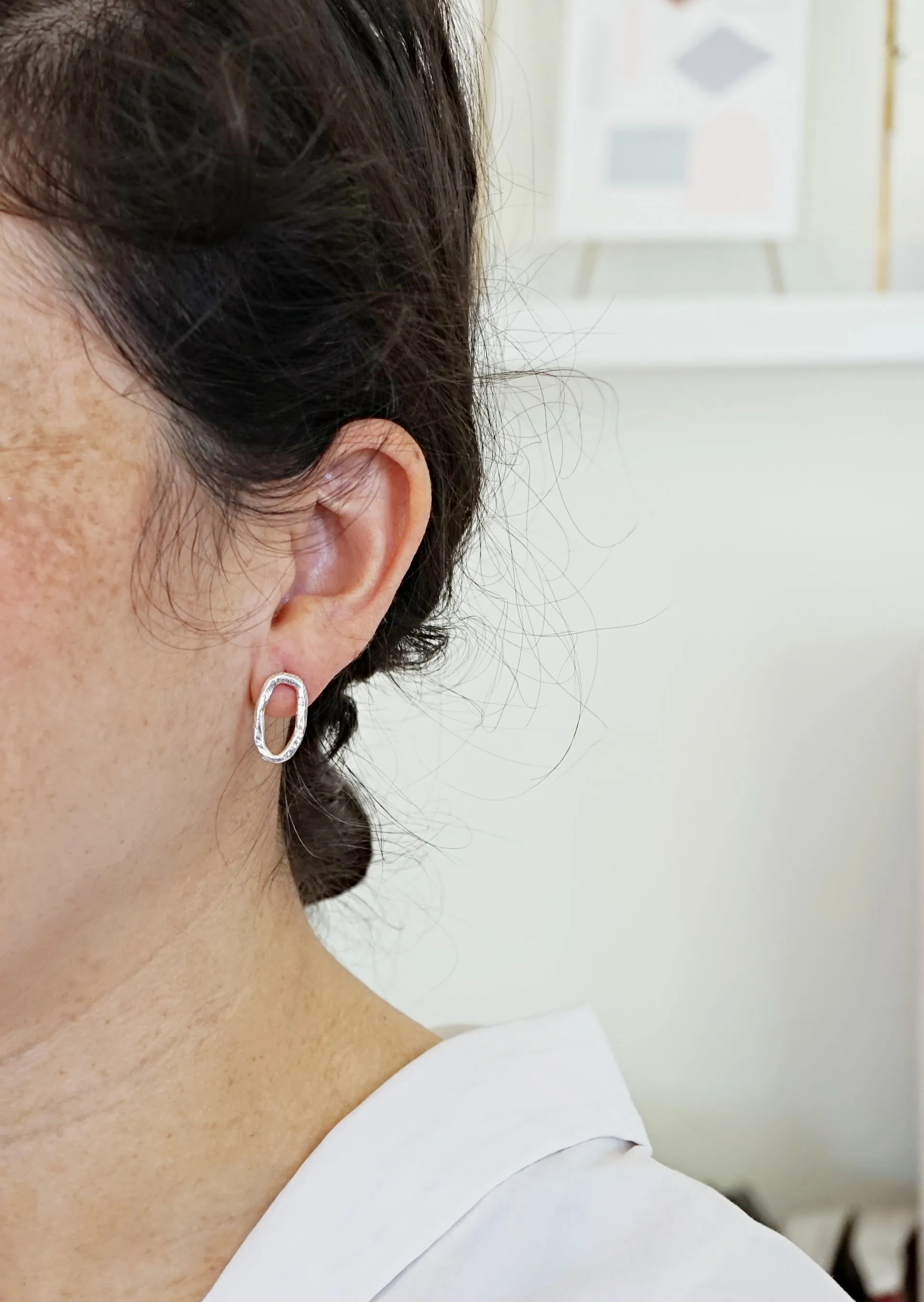 Bold chain earrings-single