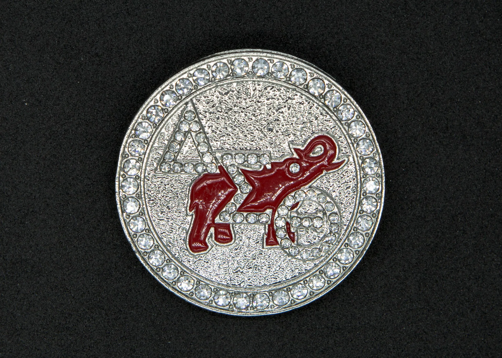 DST Circle Pin w Red/elephant, Greek Letters