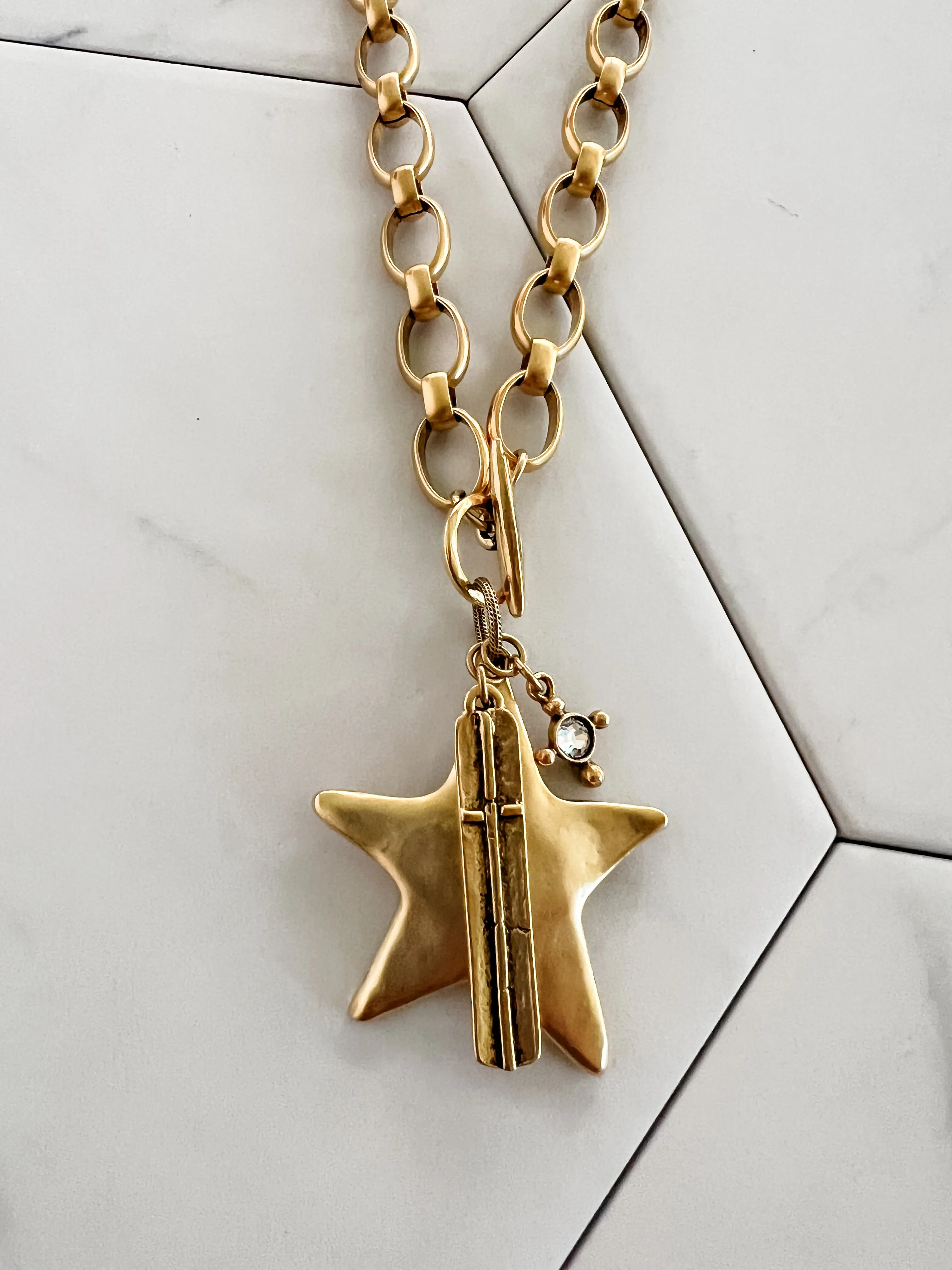 Fourth Day Necklace