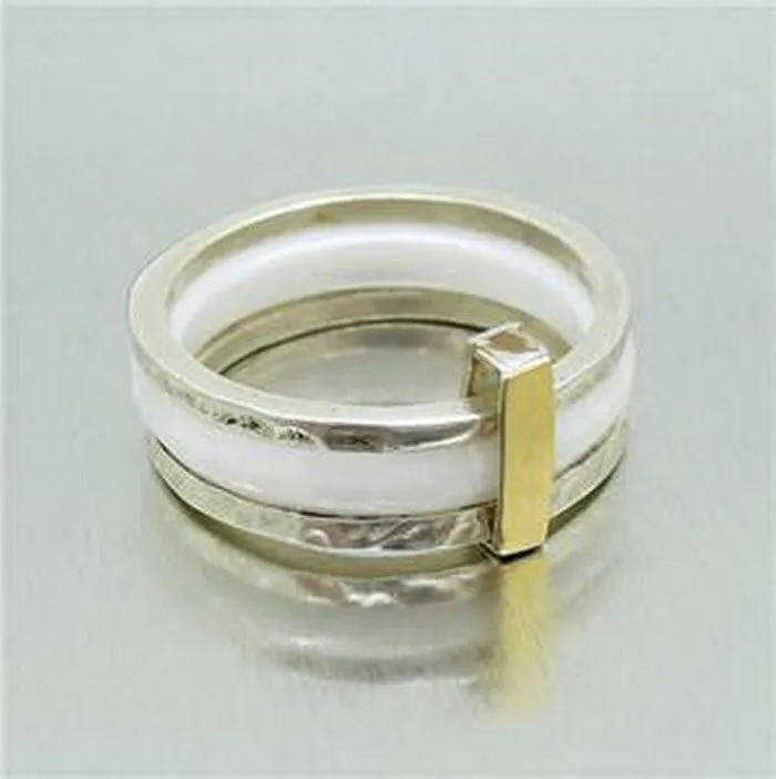 Hadar Designers 9k yellow Gold Sterling Silver White Ceramic Ring (I r886