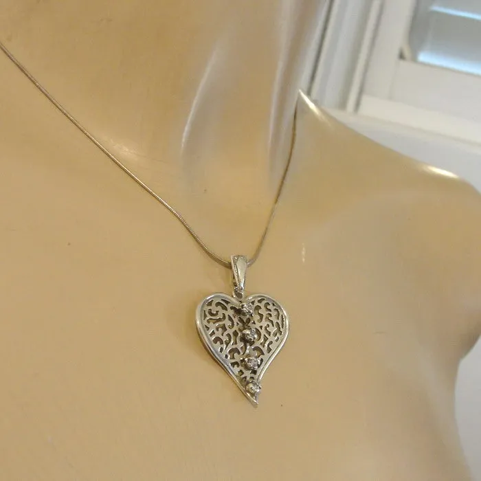 Hadar Designers Filigree zircon Heart Pendant Handmade Sterling Silver (NS ) y