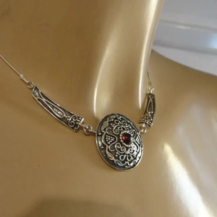 Hadar Designers Red Garnet Necklace 925 Sterling Silver Artist Handmade (MS)y