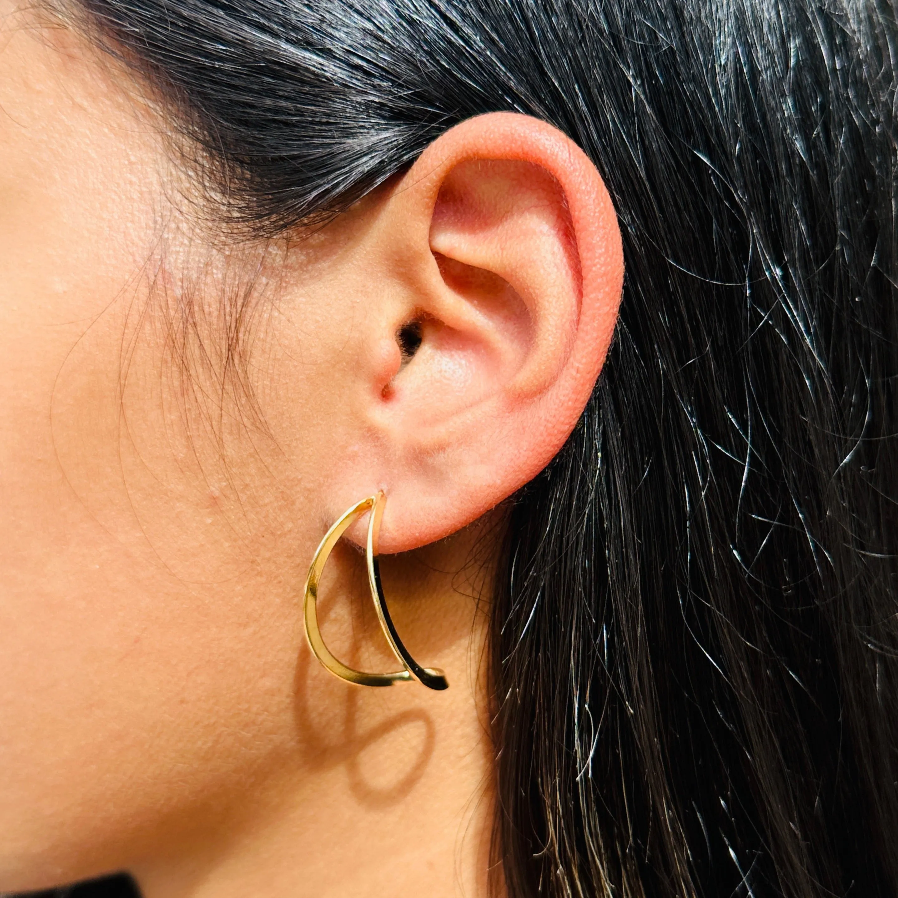 Half Lunar Hoops