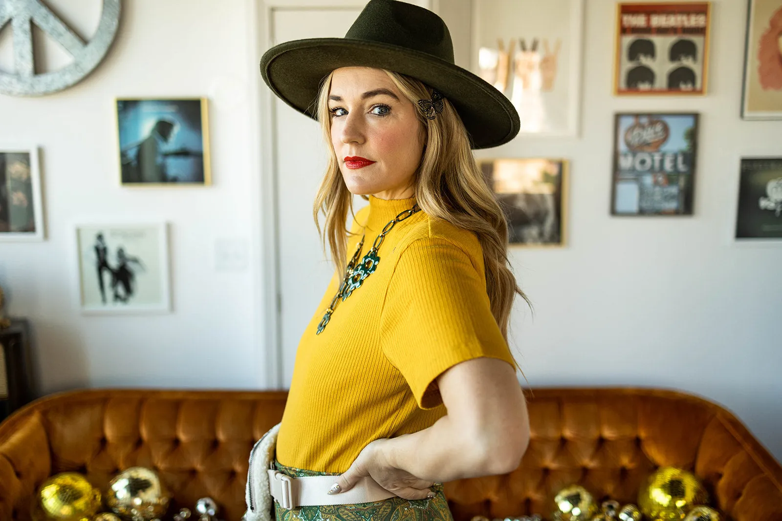 maisy top in gold