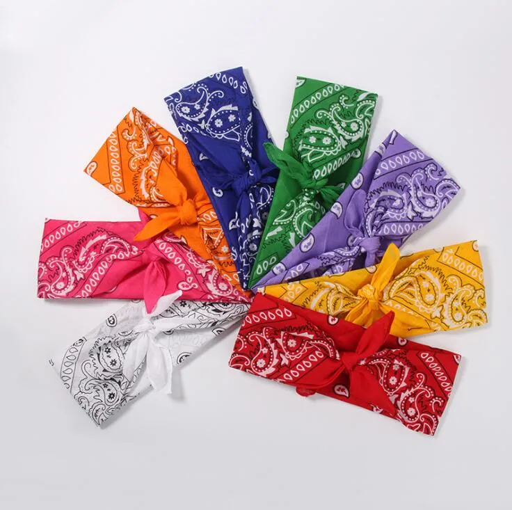 Retro Paisley Print Bandana