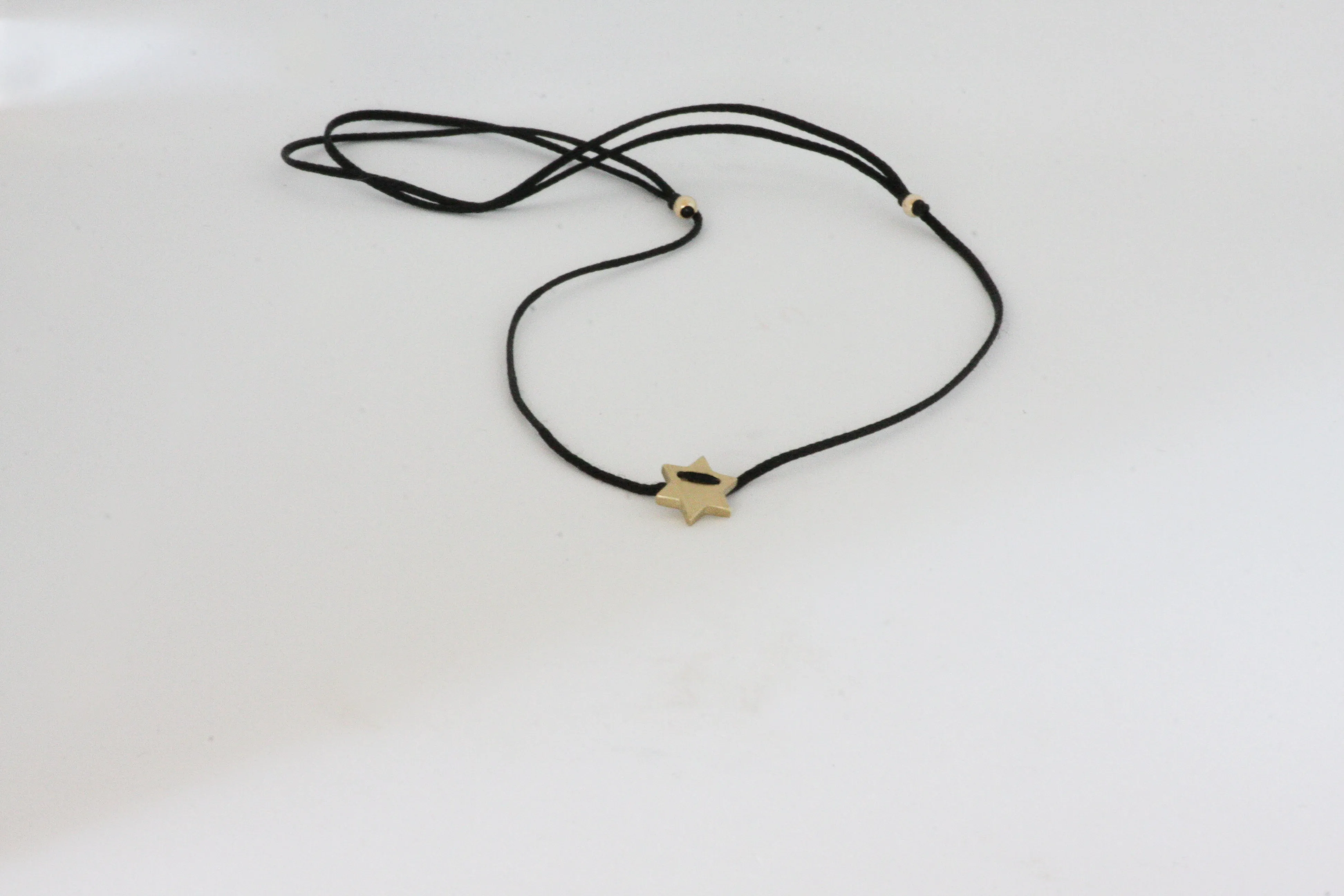 Star Of David on a wire / Magen David Gold Pendant