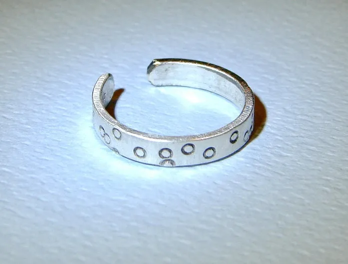Sterling Silver Toe Ring with Circles