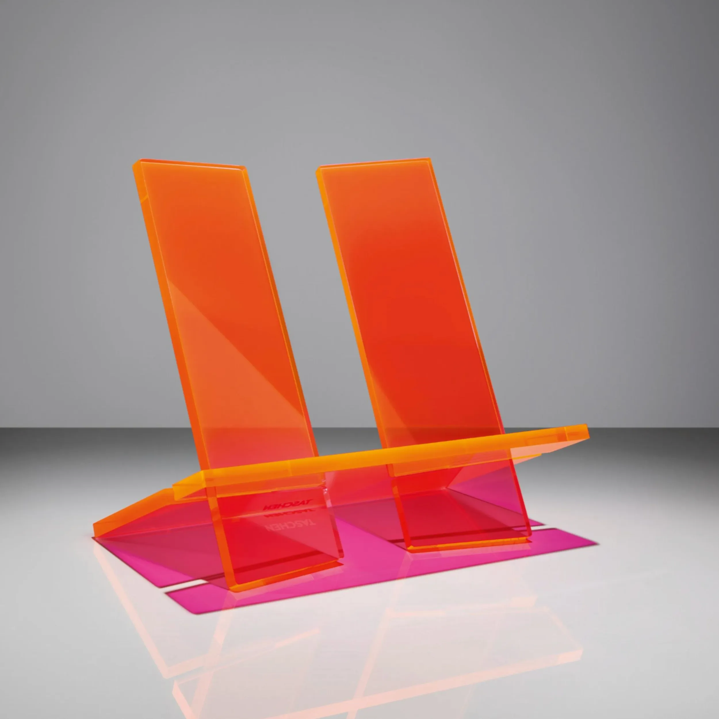 TASCHEN'S Bookstand
