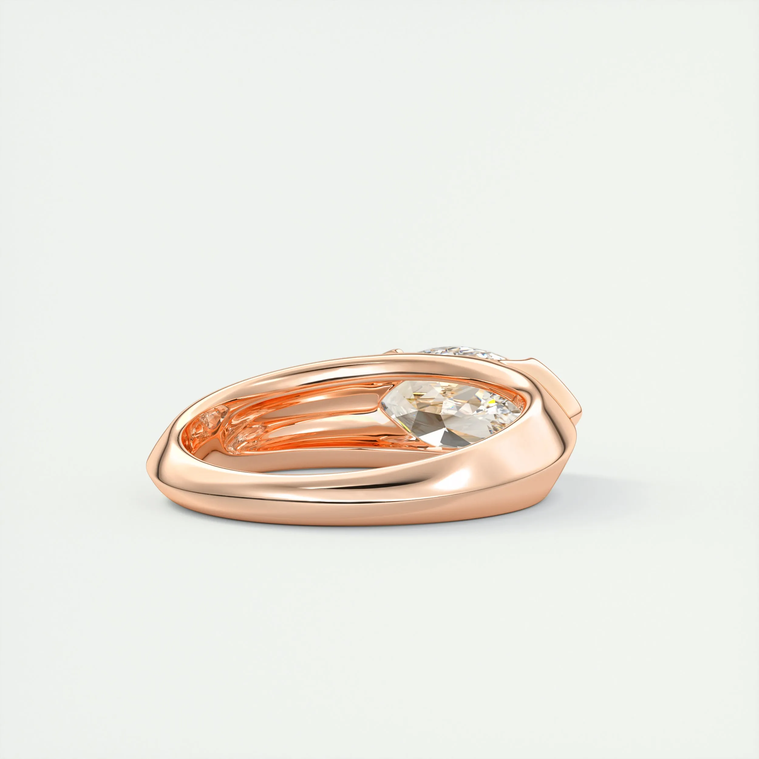 The Lunette | E.W. Marquise
