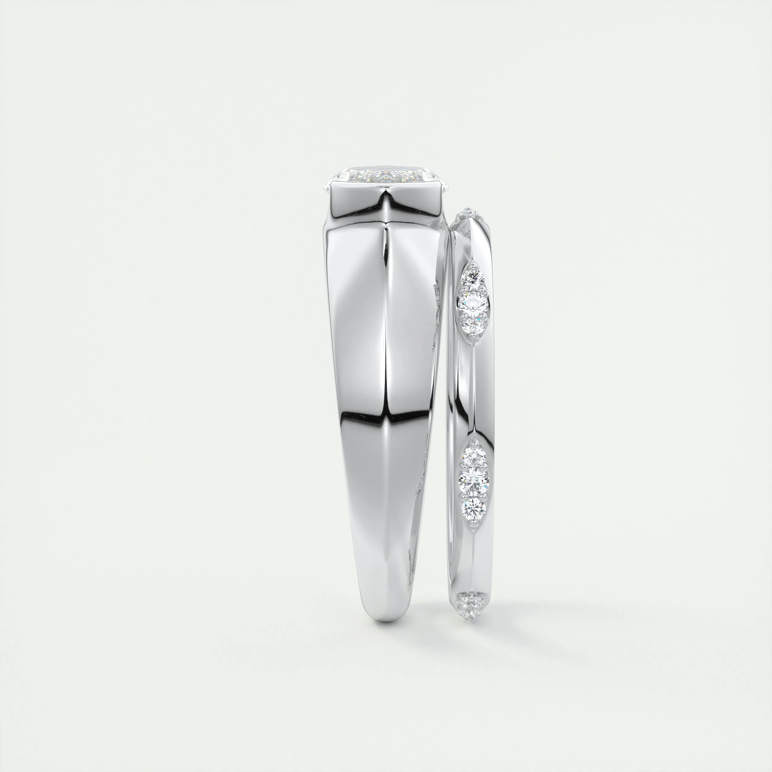 The Lunette | E.W. Marquise