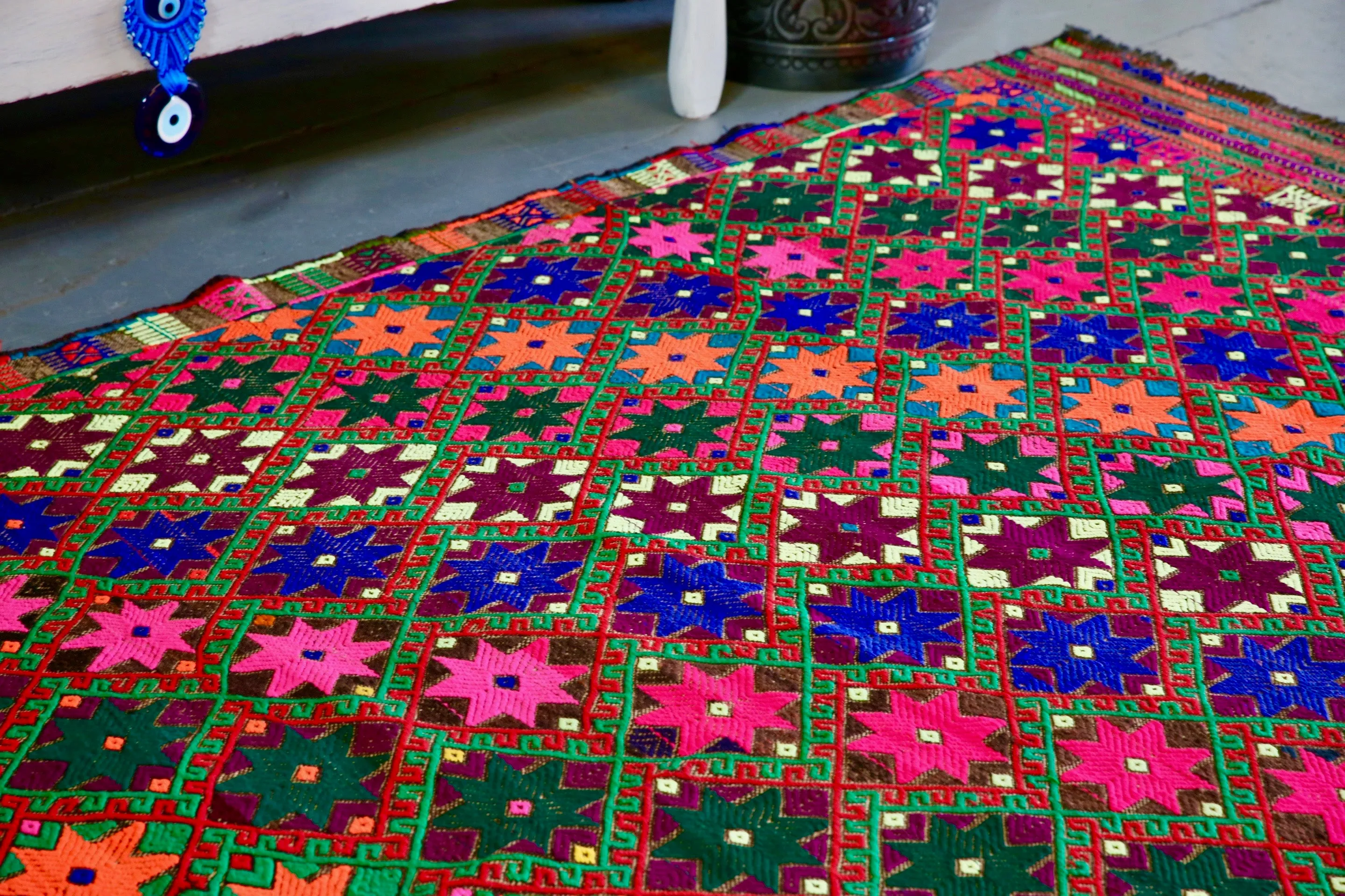 Vintage Anatolian Kilim 6ftx8.8ft