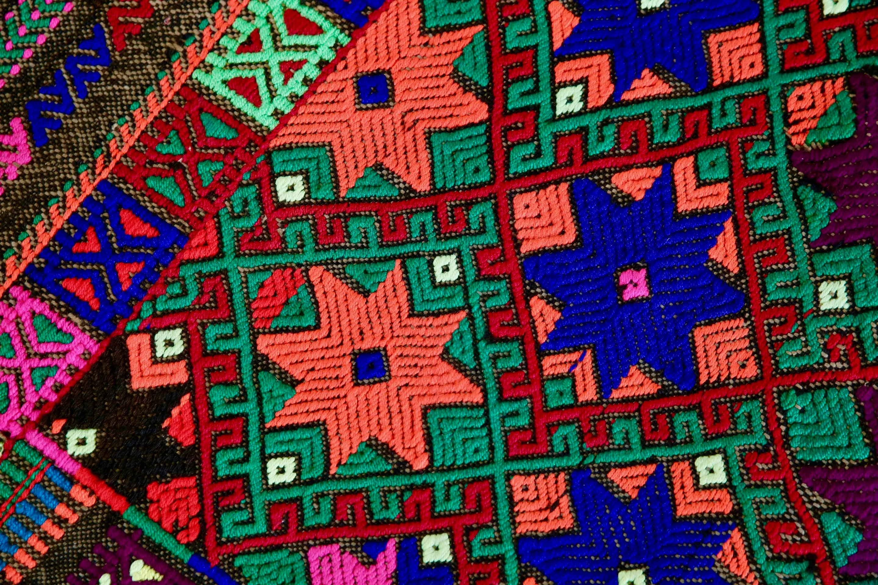 Vintage Anatolian Kilim 6ftx8.8ft